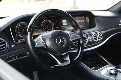 2017 Mercedes-Benz S-Class AMG S 63