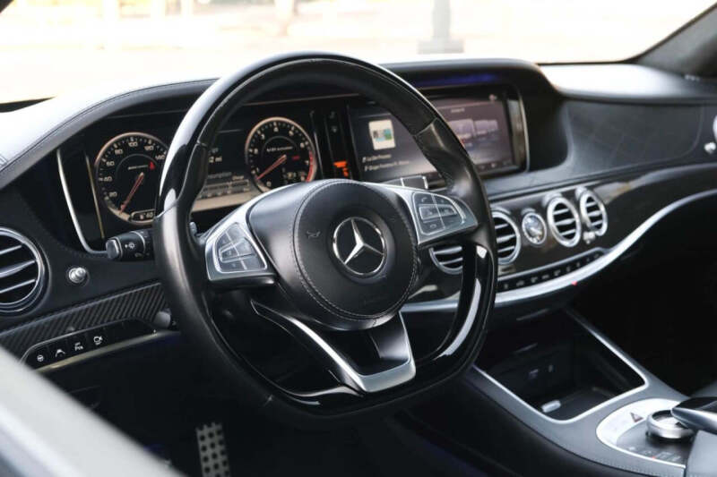 2017 Mercedes-Benz S-Class AMG S 63