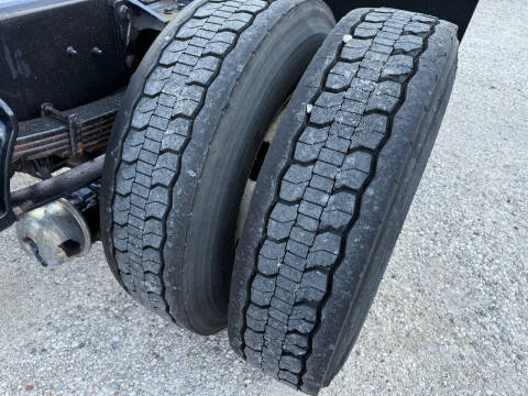 2018 International DuraStar 4300