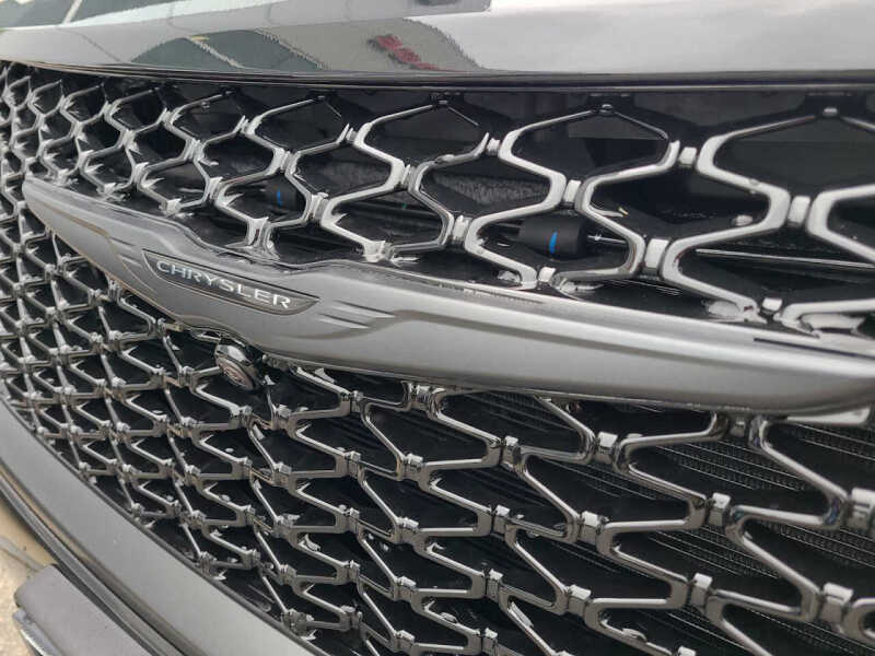 2023 Chrysler Pacifica Plug-In Hybrid Limited