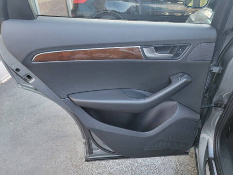 2010 Audi Q5 3.2 quattro Premium Plus