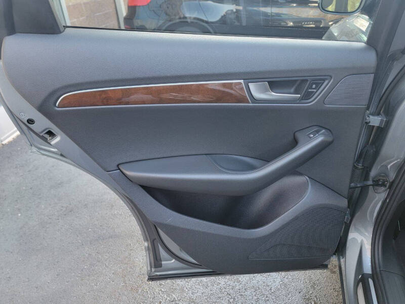 2010 Audi Q5 3.2 quattro Premium Plus