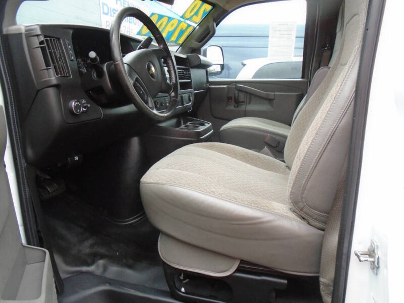 2020 Chevrolet Express 2500