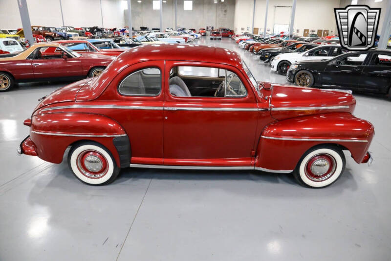 1947 Ford Deluxe