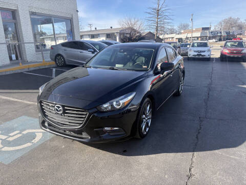 2018 Mazda MAZDA3 Touring