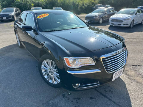 2014 Chrysler 300 for sale at Bob Karl's Sales & Service in Troy NY