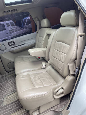 2000 Nissan Presage