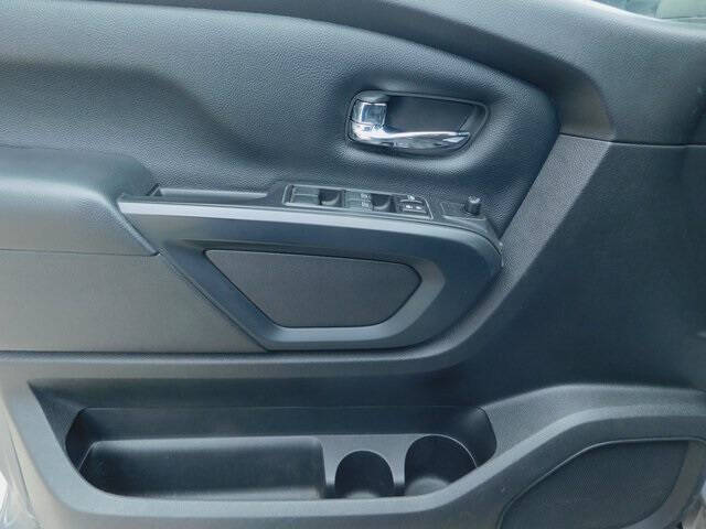 2018 Nissan Titan XD SV