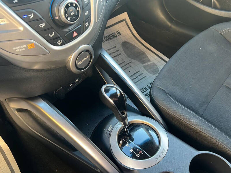 2017 Hyundai Veloster