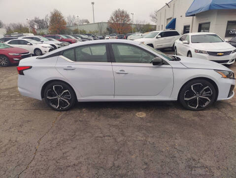 2024 Nissan Altima 2.5 SR