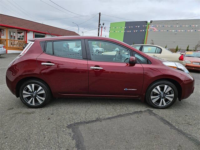 2017 Nissan LEAF SV