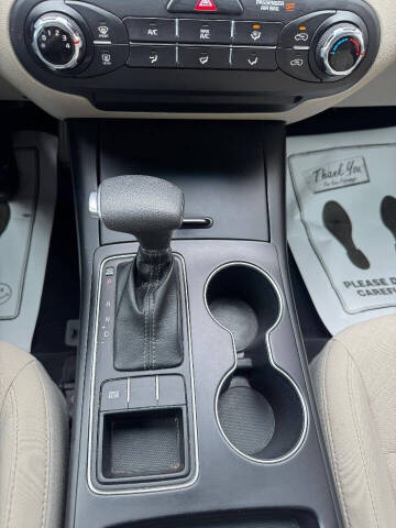 2019 Kia Sorento L