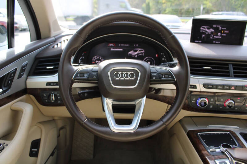 2018 Audi Q7 2.0T quattro Premium Plus