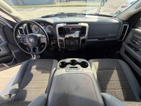 2017 RAM 1500 Lone Star Silver