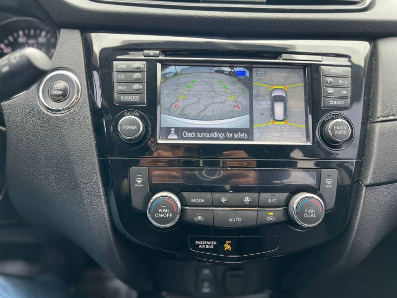 2017 Nissan Rogue SV