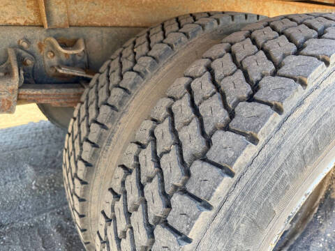 1992 Freightliner FL70