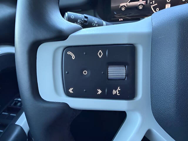 2023 Land Rover Defender