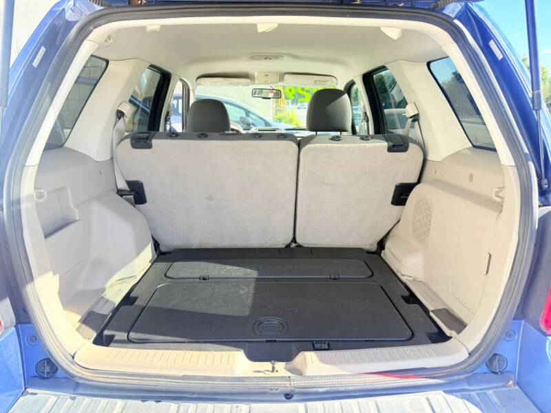 2009 Ford Escape XLT