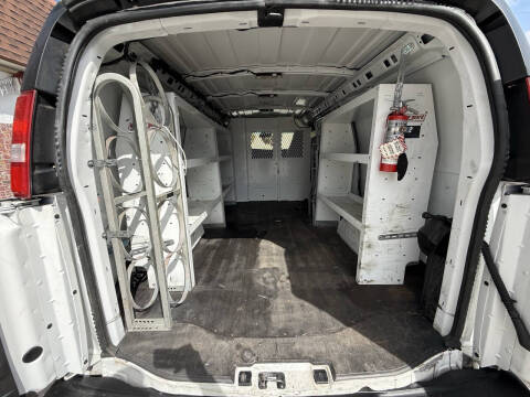 2021 GMC Savana 2500