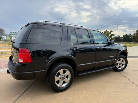 2004 Ford Explorer Limited