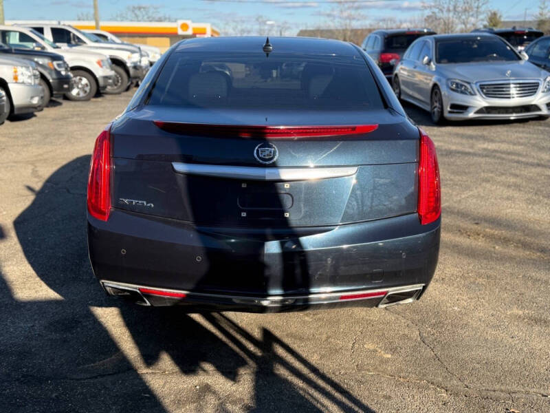 2014 Cadillac XTS Luxury Collection