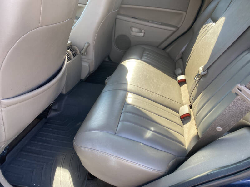 2006 Jeep Grand Cherokee Laredo