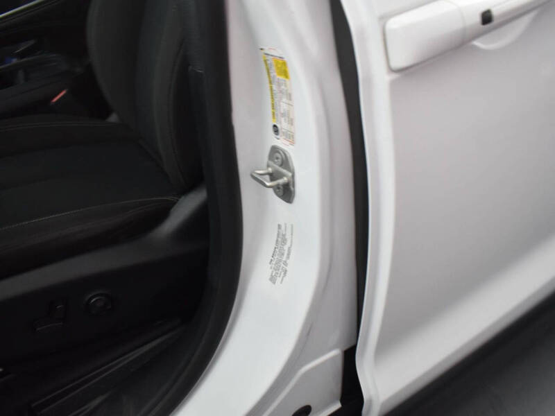 2024 Chrysler Pacifica Touring