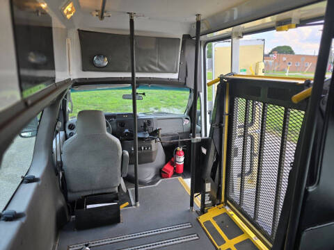 2012 Ford E-Series E-350 SD