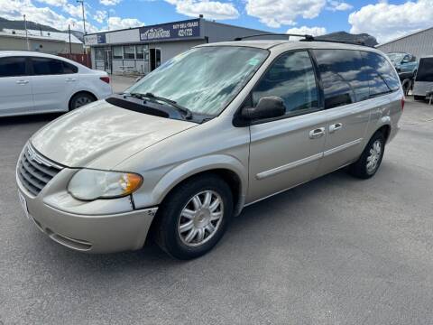 2006 Chrysler Town and Country for sale at Kevs Auto Sales in Helena MT