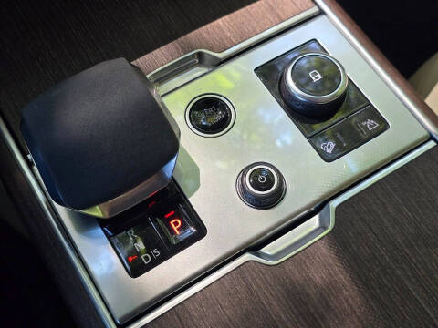 2023 Land Rover Range Rover P400 SE