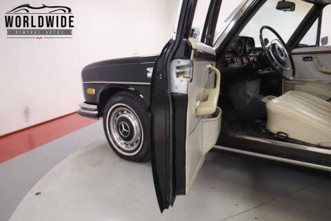 1972 Mercedes-Benz 300-Class