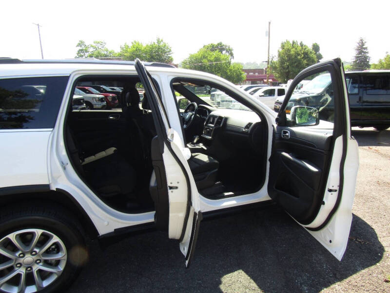 2021 Jeep Grand Cherokee Laredo E