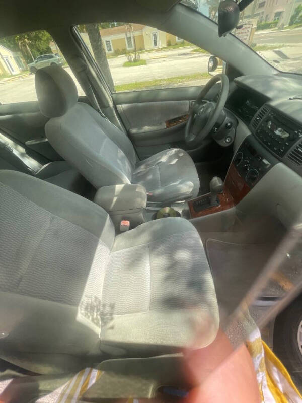 2006 Toyota Corolla LE