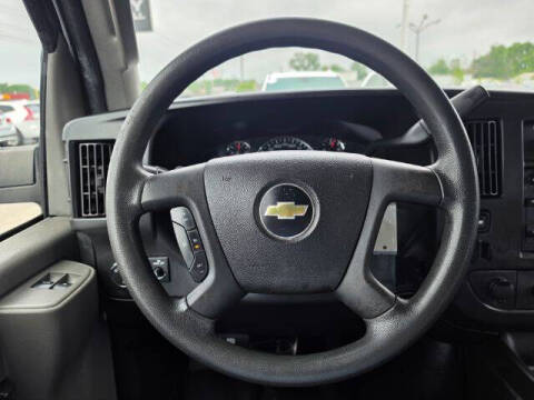 2017 Chevrolet Express 2500