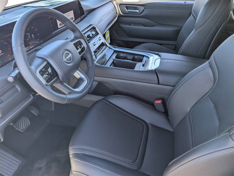 2025 Nissan Armada SV