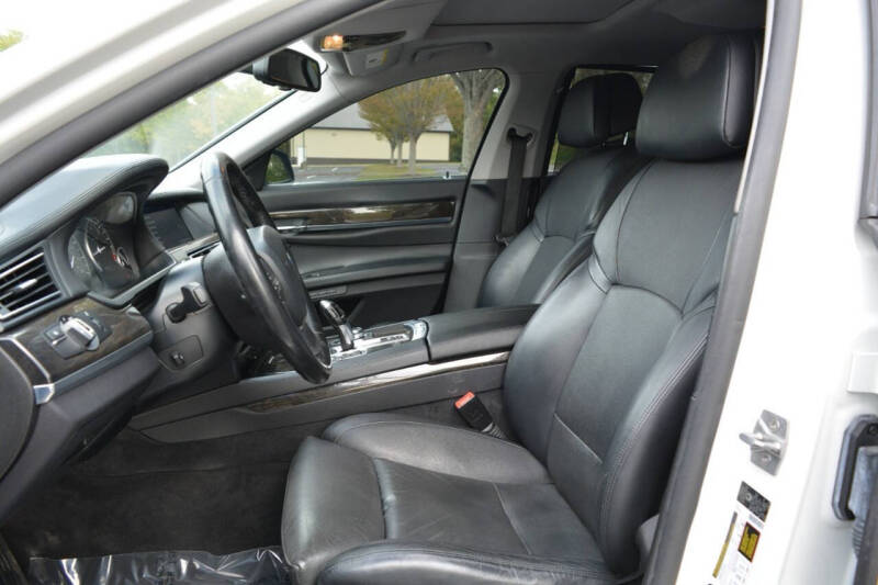 2012 BMW 7 Series 740Li