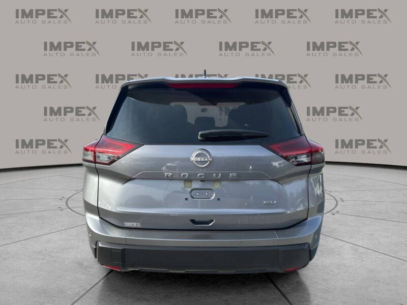 2024 Nissan Rogue SV