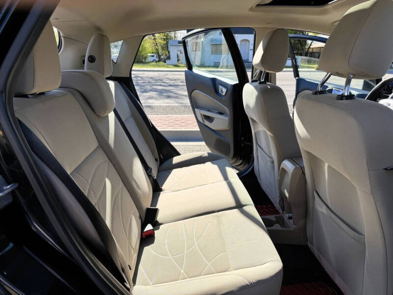 2016 Ford Fiesta SE