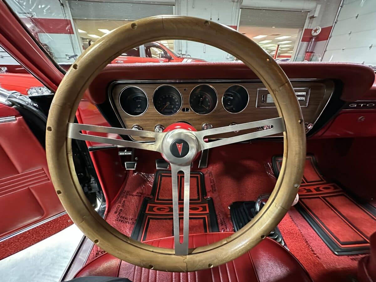 1967 Pontiac GTO 11