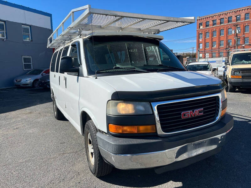 2008 GMC Savana LS 3500