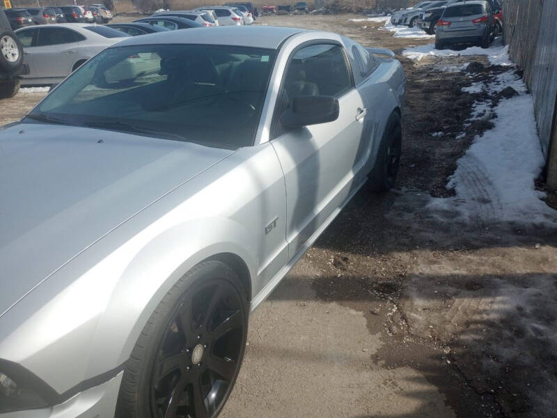 2006 Ford Mustang GT Deluxe photo 7