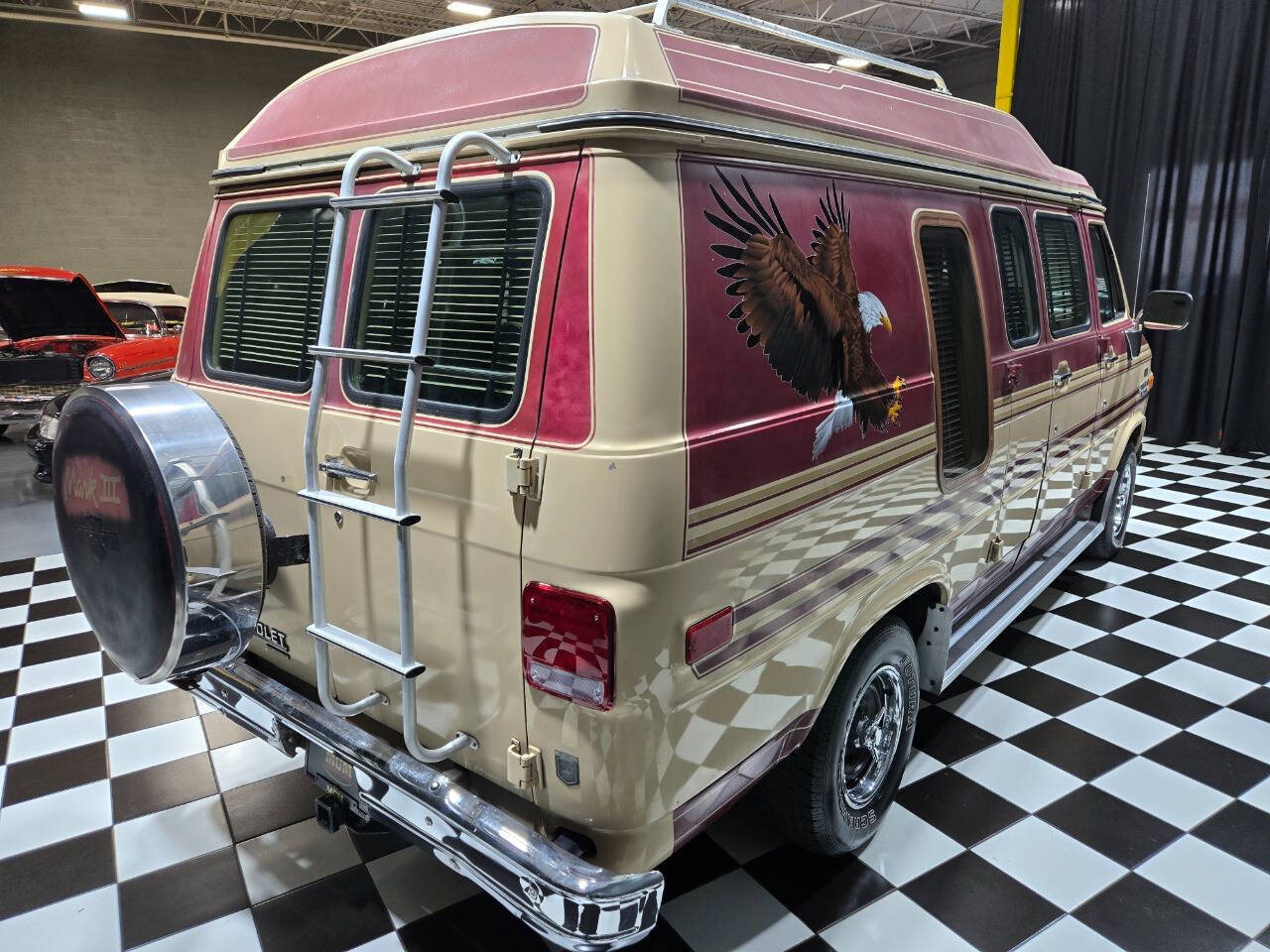 1988 Chevrolet Chevy Van 7