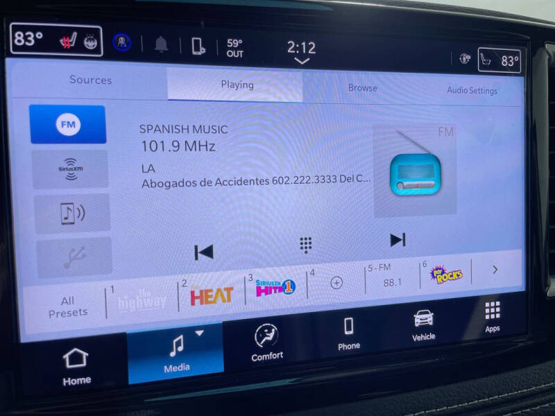 2024 Chrysler Pacifica Touring L