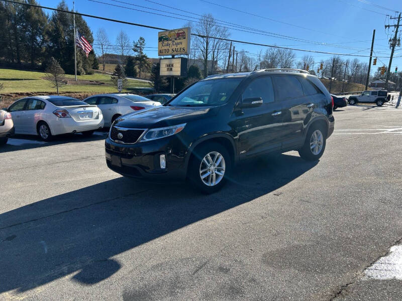 2014 Kia Sorento for sale at Ricky Rogers Auto Sales in Arden NC