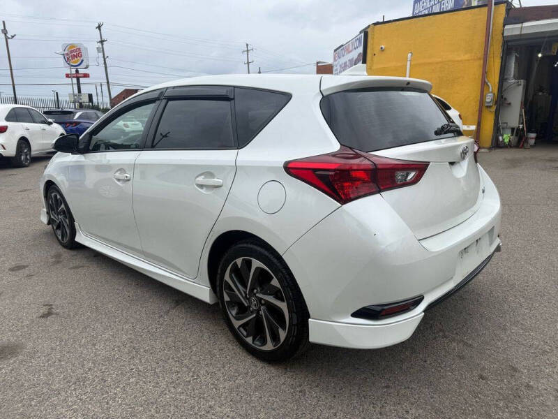 2017 Toyota Corolla iM