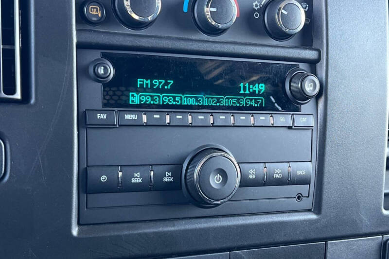 2023 GMC Savana 2500