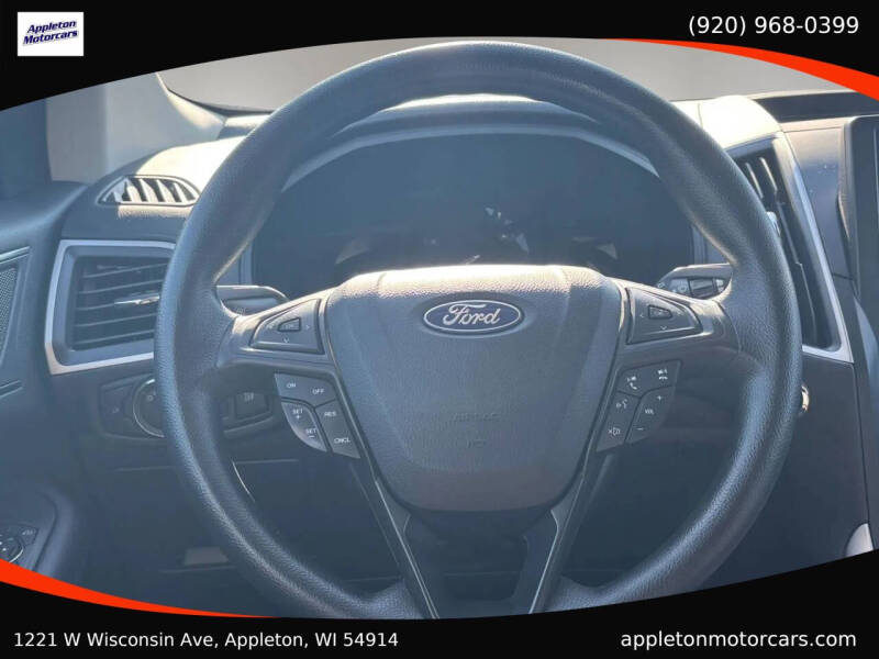 2022 Ford Edge SE