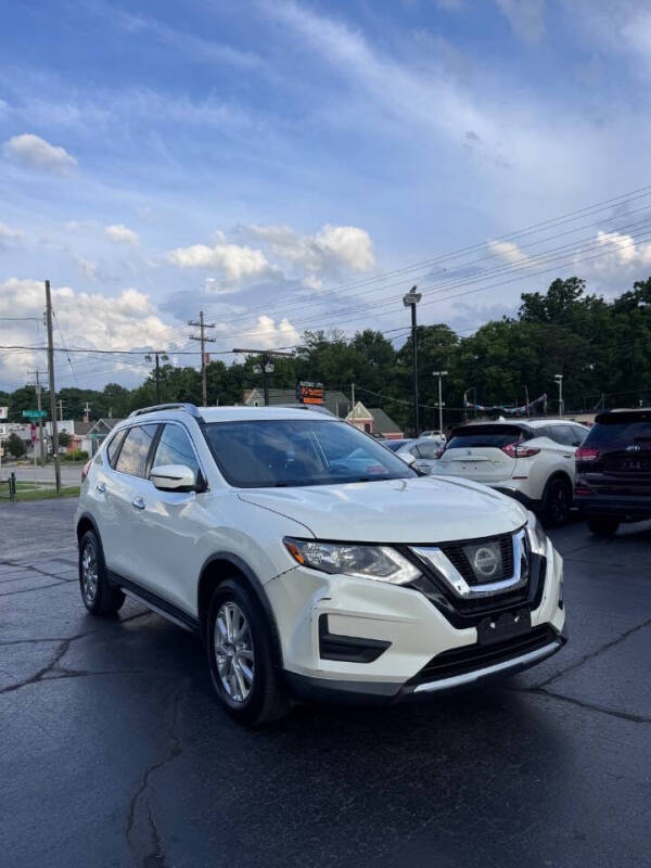 2017 Nissan Rogue SV