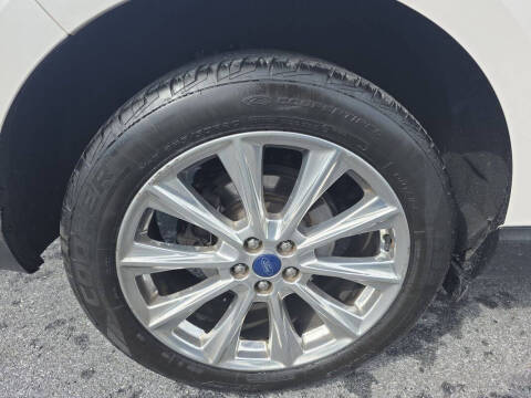 2017 Ford Edge Titanium