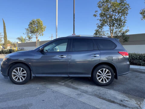 2014 Nissan Pathfinder SV